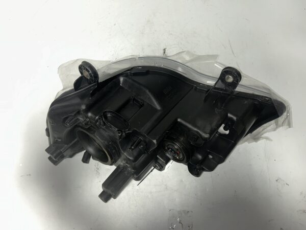 2011-2020 Dodge Grand Caravan Halogen Right Headlight OEM