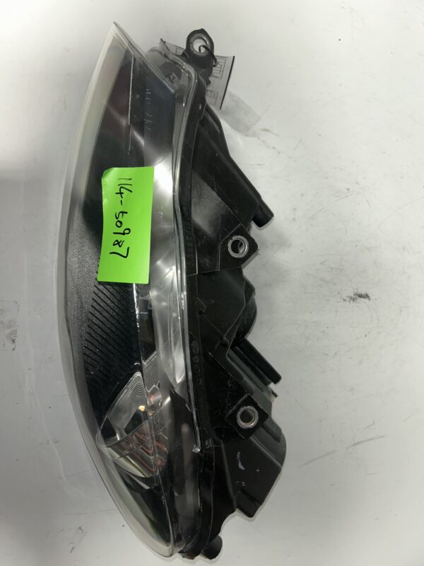IMG_9572 2010- 2014 Volkswagen Golf Halogen Driver Left Side Headlight OEM