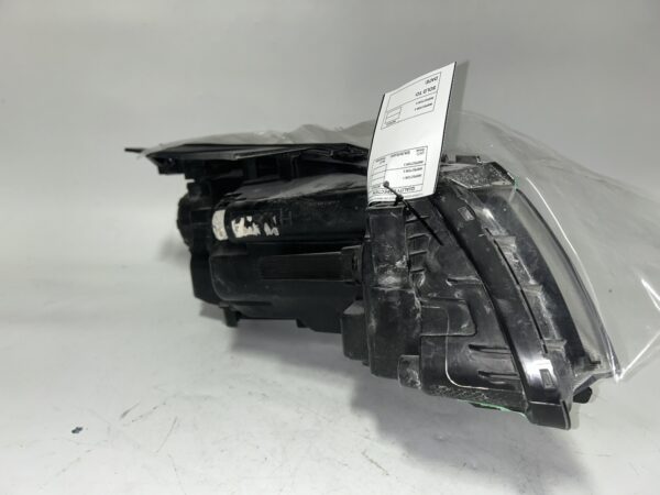 IMG_9597 2016-2018 Kia Optima Halogen LH Driver Side Headlight OEM