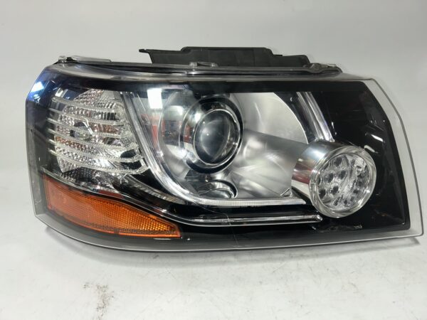 2013-2015 LAND ROVER LR2 RIGHT PASSENGER SIDE HID HEAD LIGHT OEM