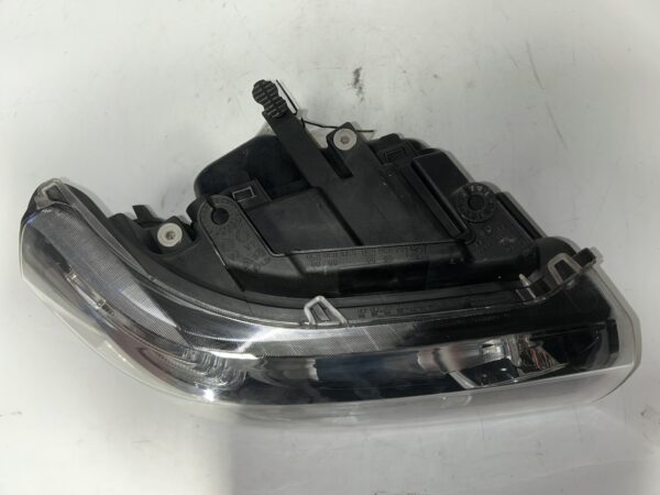 2013-2015 LAND ROVER LR2 RIGHT PASSENGER SIDE HID HEAD LIGHT OEM