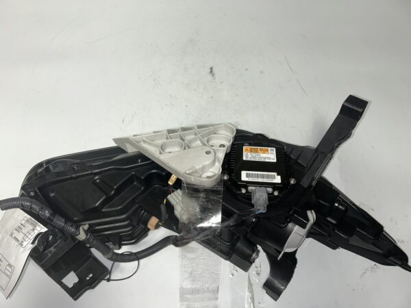 2017-2018 Infiniti QX60 Xenon HID Driver Left Headlight OEM
