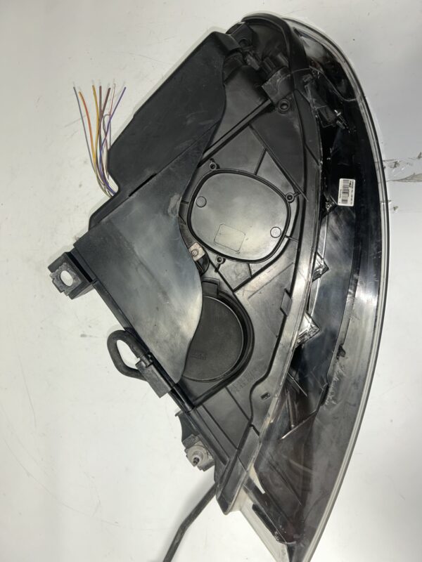 IMG_9901 2010-2015 Audi Q7 Xenon HID Right RH Passenger Side Headlight OEM