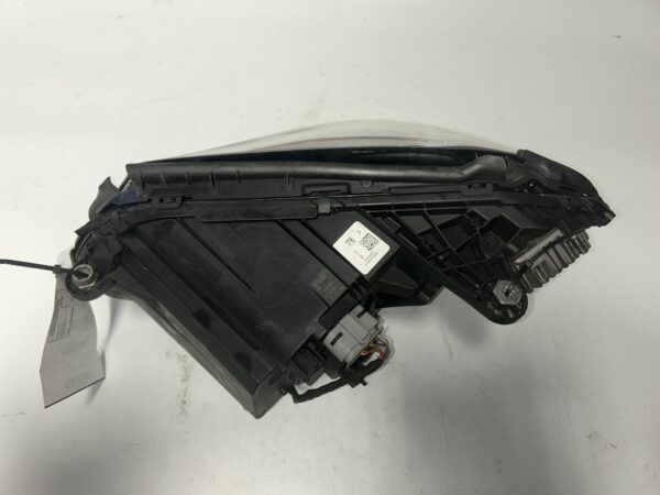 2015-2018 Mercedes Benz C300 W205 LED Passenger Headligh OEM