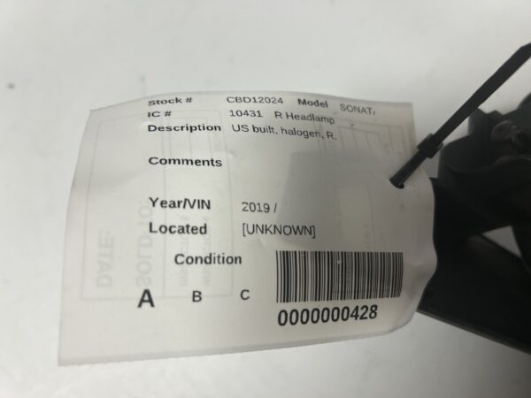 IMG_E2391 2018-2019 Hyundai Sonata Halogen Headlight Passenger Side 92102C2500 OEM