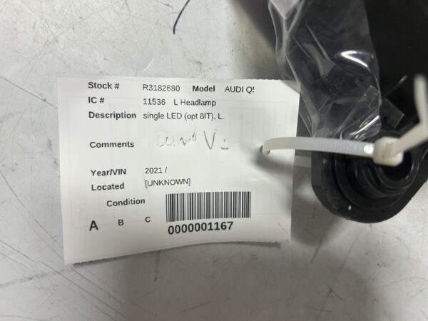 IMG_E2405 2021-2025 AUDI Q5/SQ5 SINGLE LED W/O MATRIX LIGHT 80A-941-773-F OEM