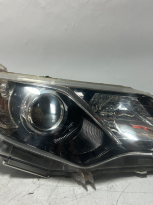 ScreenShot_2026-05-05_142048_824 2012-2014 TOYOTA CAMRY black trim (SE) Right side headlight OEM 8111006800