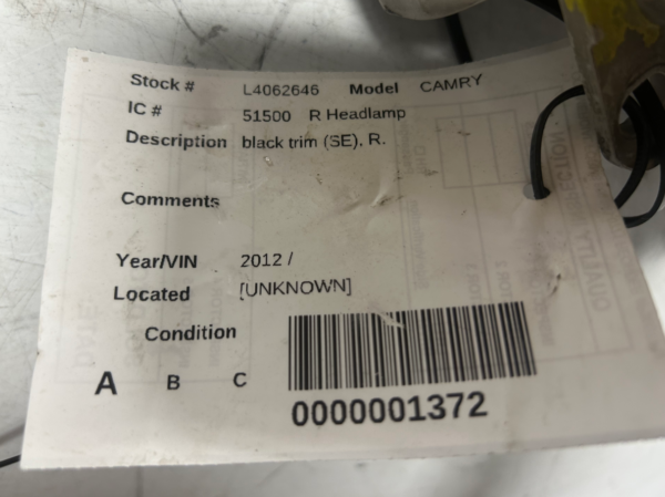 ScreenShot_2026-05-05_142145_775 2012-2014 TOYOTA CAMRY black trim (SE) Right side headlight OEM 8111006800