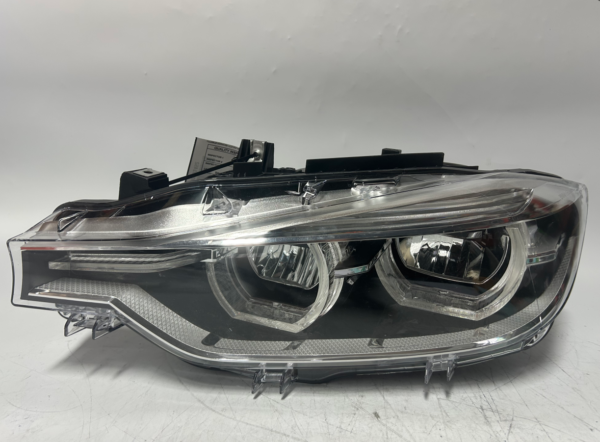2019-2021 BMW 3 Series G20 LED Headlight Left Side OEM 63118496159