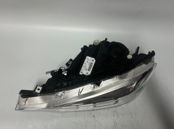2019-2021 BMW 3 Series G20 LED Headlight Left Side OEM 63118496159