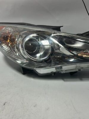 2014-2011 Hyundai Sonata Left Driver Side Headlight OEM