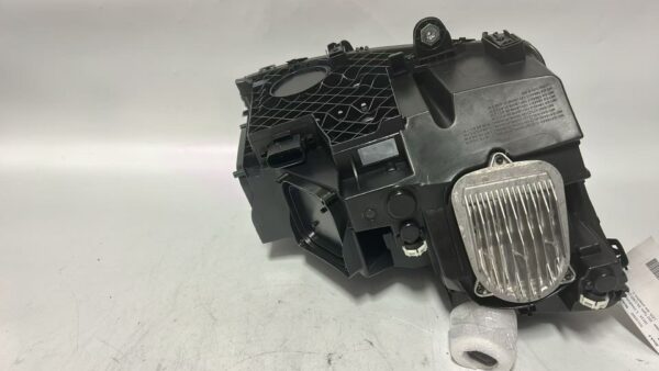 图片_20260414141328_406_14 2016-2019 Mercedes Benz GLC LED w/o AFS Left Driver Side Headlight OEM